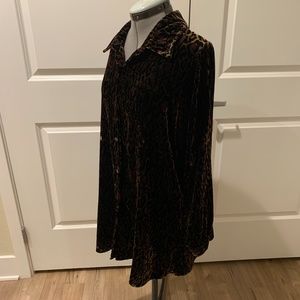 Leopard print silk and rayon blend velvet tunic